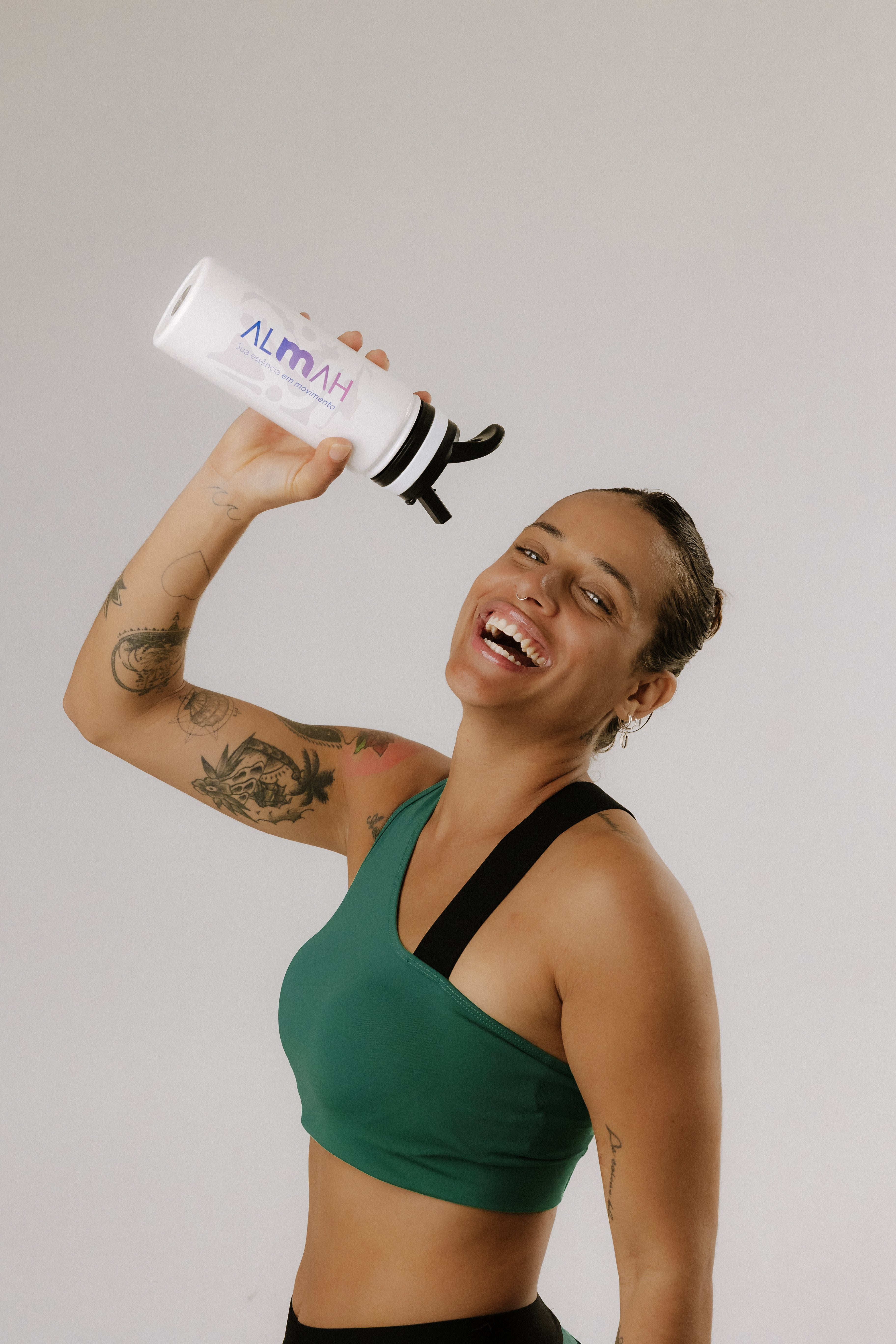 Top Equilibrium Montaria