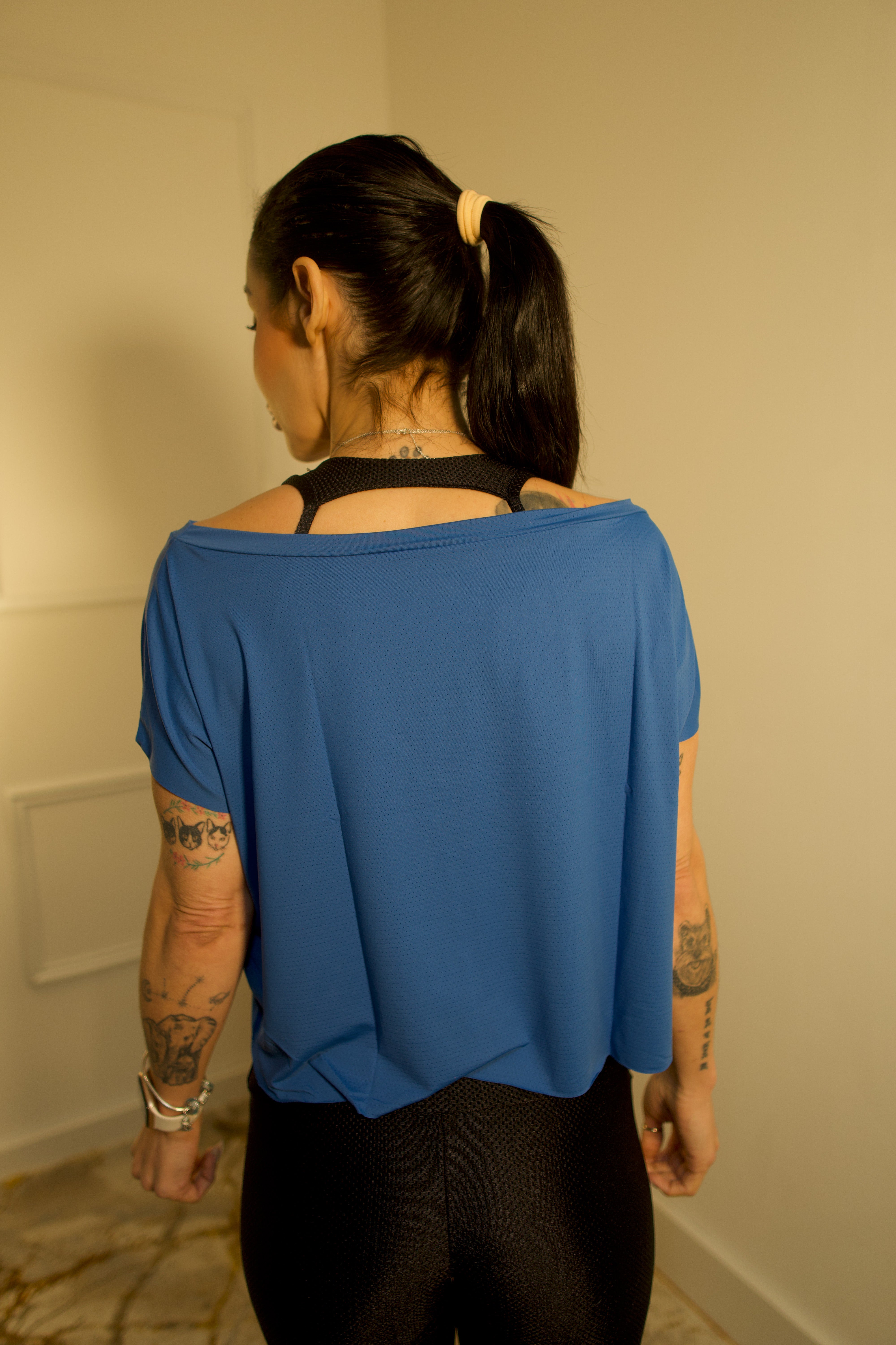 T-Shirt Cropped Azul